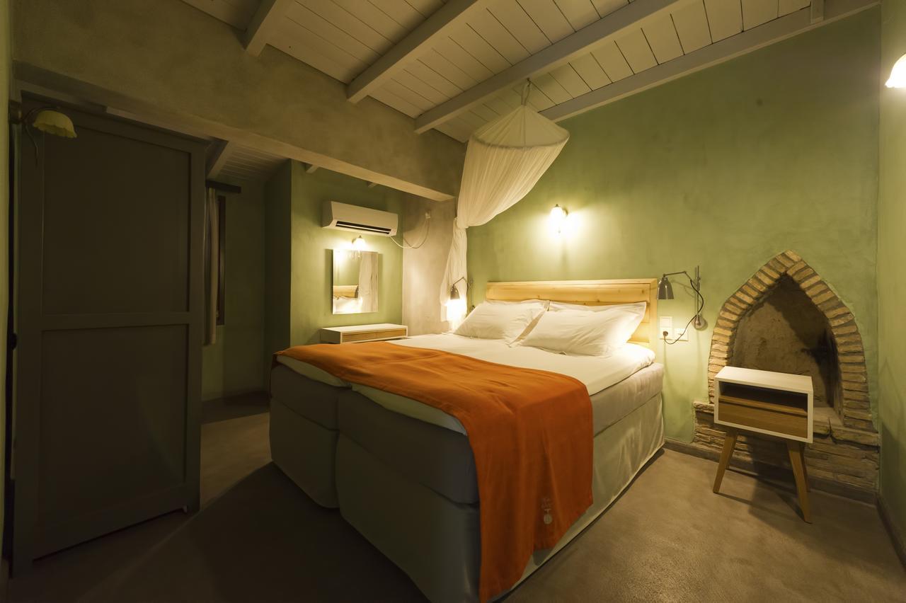 Small Luxury Hotel 1800 Parga Luaran gambar